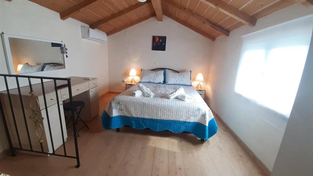 White Manolia Cottage Kato Korakiana Exteriér fotografie